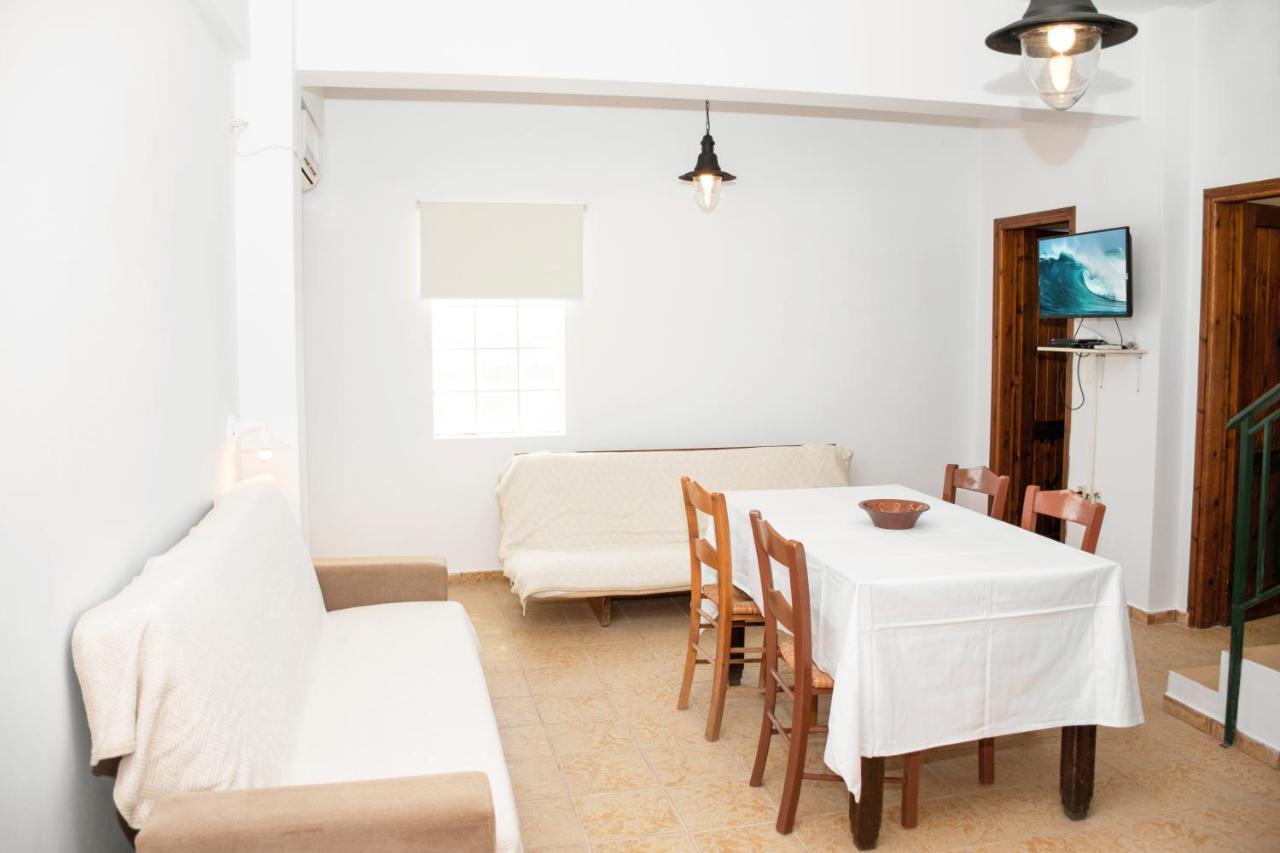Ferienwohnung Olive Tree Kalivianí Exterior foto